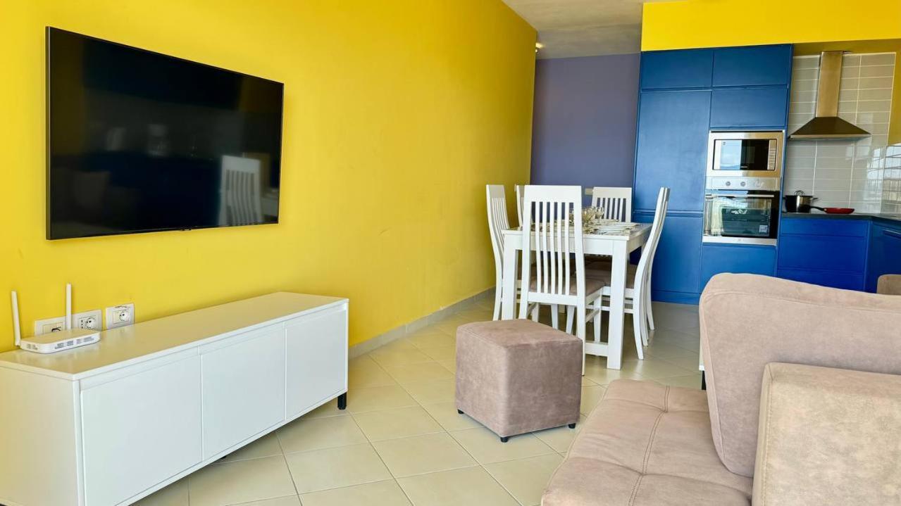 Colorful Sea View Apartment Sarandë 外观 照片