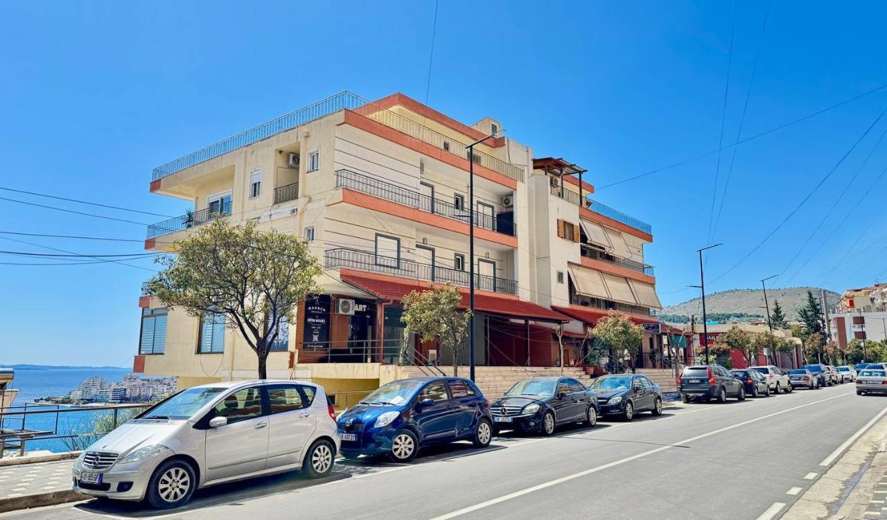 Colorful Sea View Apartment Sarandë 外观 照片